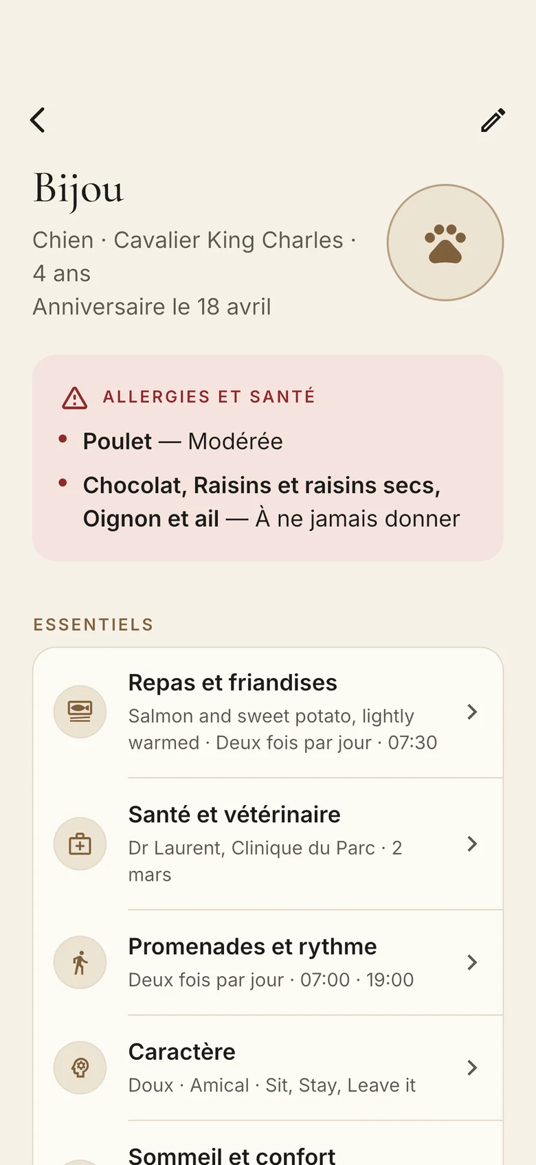 Le profil de Bijou : son allergie au poulet et ce qu’il ne faut jamais lui donner en tête, puis ses repas, sa santé, ses promenades et son confort.
